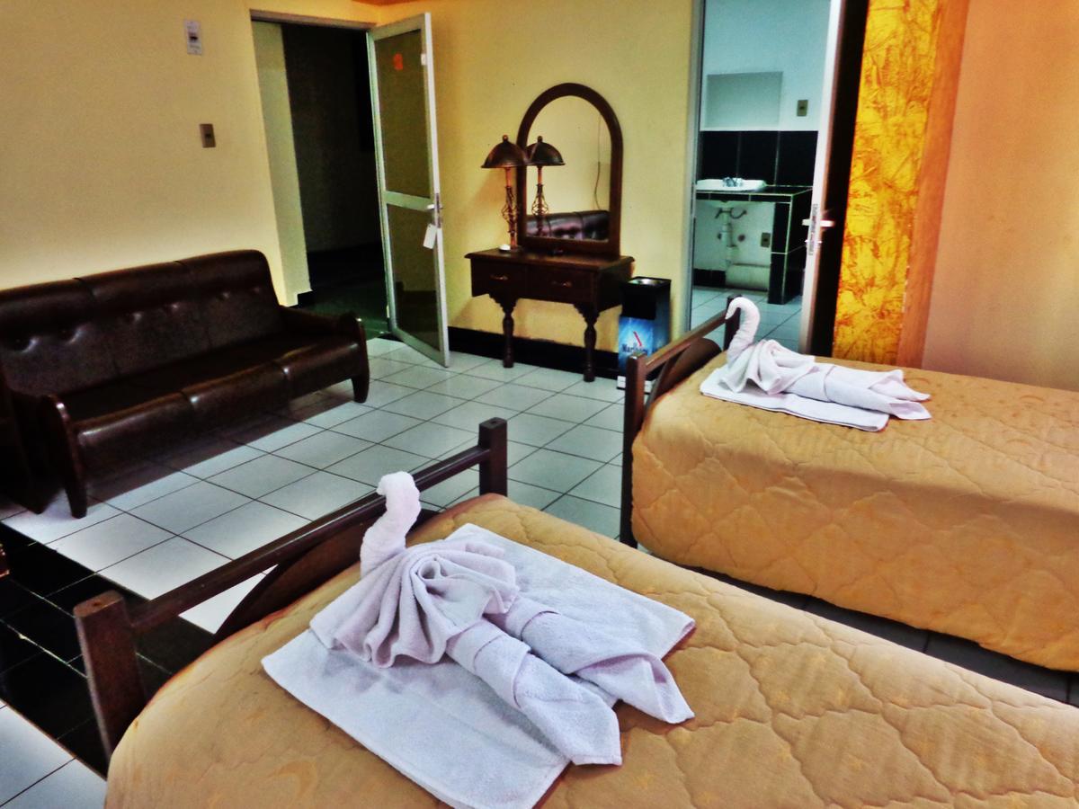 Chambre Familiale avec Salle de Bains Privative